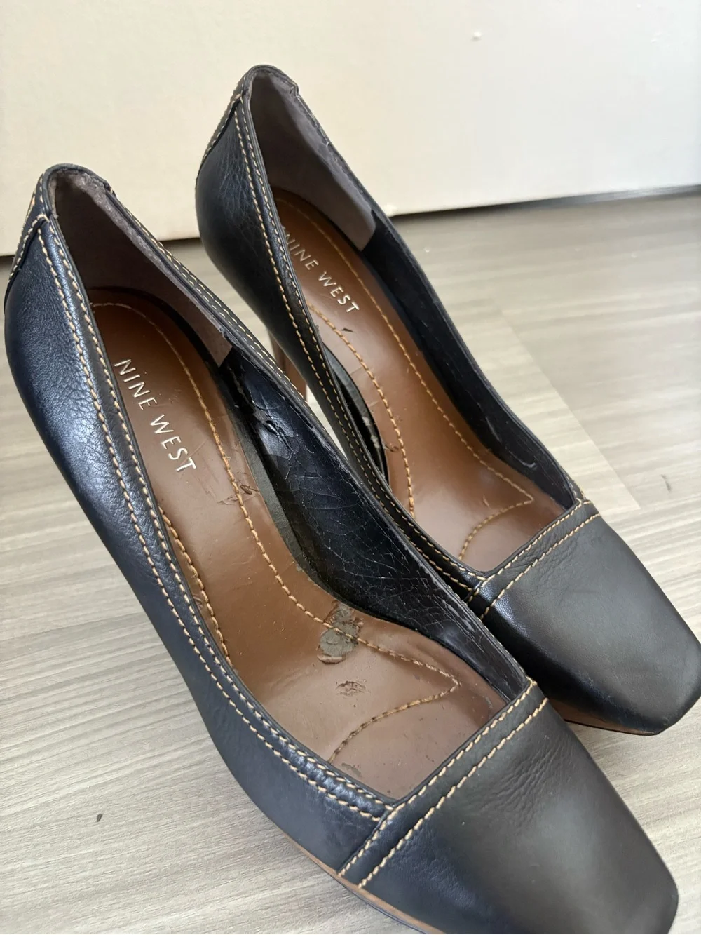 Nine West Black Leather Platform High Heel Pumps with Wood-Effect Sole